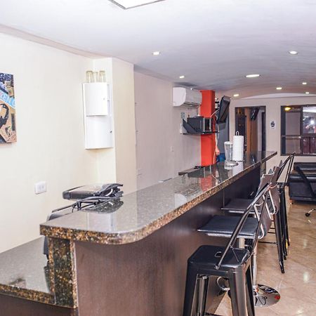 Calle 8 Suites Medellín Eksteriør billede