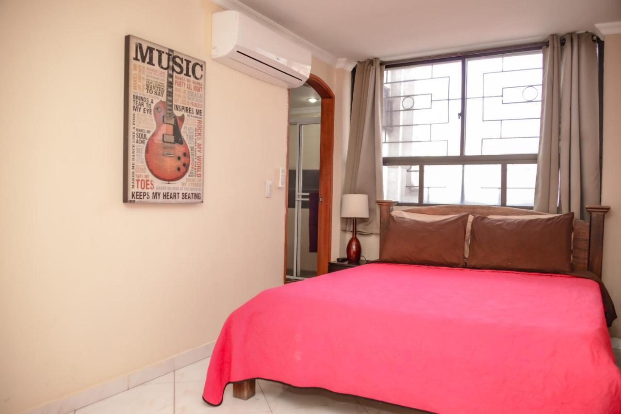Calle 8 Suites Medellín Eksteriør billede
