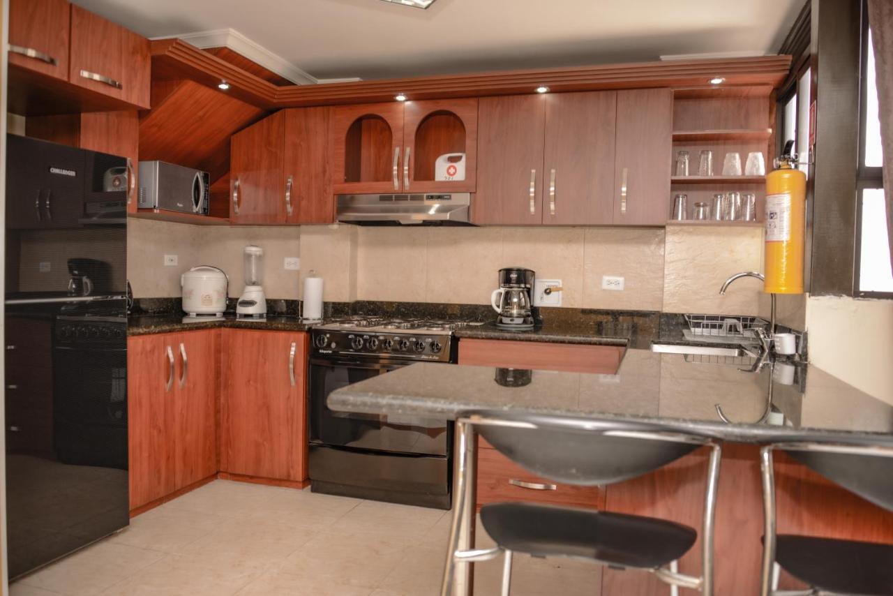 Calle 8 Suites Medellín Eksteriør billede