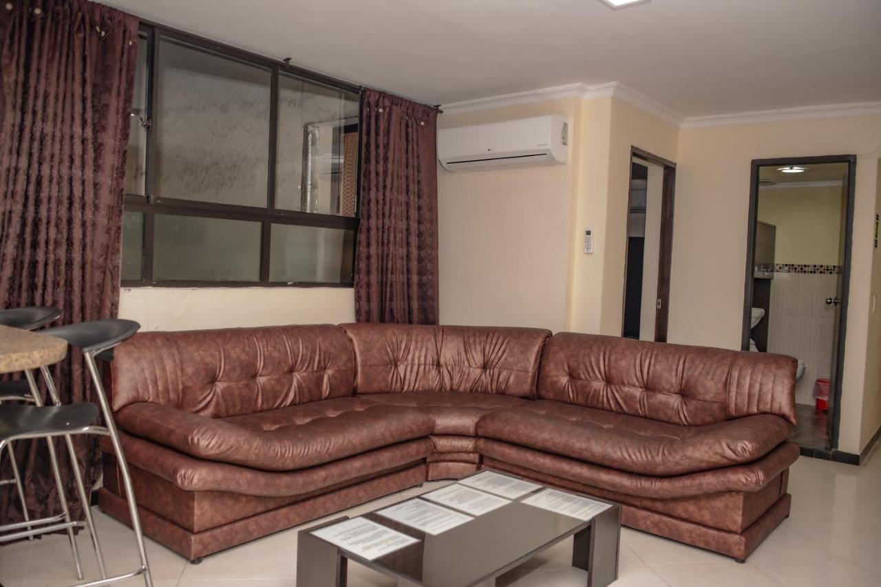 Calle 8 Suites Medellín Eksteriør billede